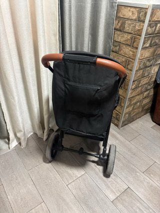 Silla de paseo ligera negra