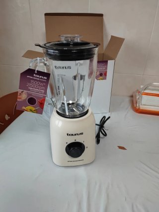 Batidora Taurus Optima Vintage 1500W