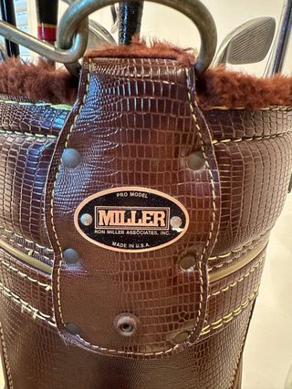 Bolso Miller con 13 palos de golf originales
