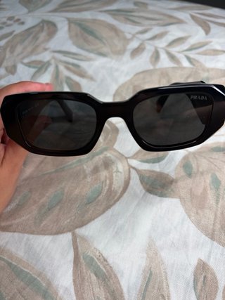 Gafas de sol Prada mujer negras