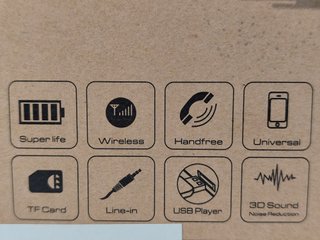 Radio y reproductor música GRAMÓFONO retro