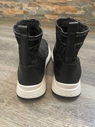 Zapatillas Liu Jo Negras y Plateadas Talla 37