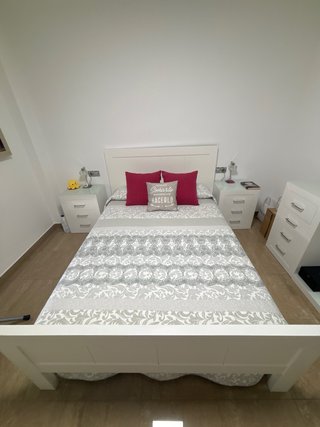 Dormitorio Matrimonio Cama 135 + Mesitas + Cajoner