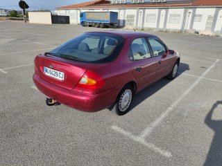 Ford Mondeo 2001
