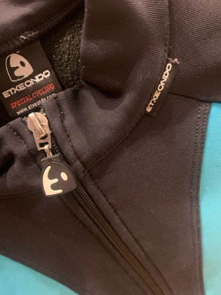 Chaqueta ciclismo Etxeondo Talla S