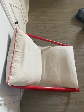 Butaca ÖNNESTAD beige y roja