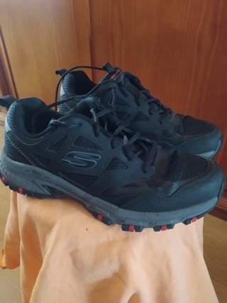 Zapatillas Skechers Hill Crest Negro/Gris