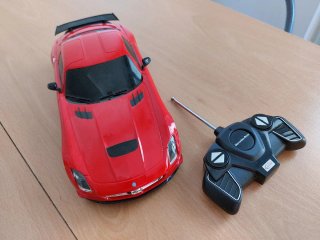 Coche teledirigido Mercedes Benz SLS AMG Rojo
