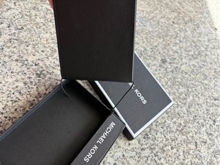Cartera Michael Kors Negra
