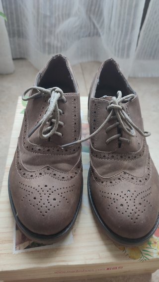 Zapatos de cordones serraje marrón talla 38