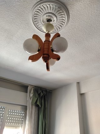 Lámpara de techo madera y cristal