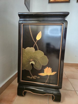 Mueble Oriental Negro Lacado Flores Doradas