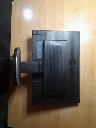 Monitor LG Flatron L194WS