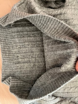 Jersey de lana trenzado con botones