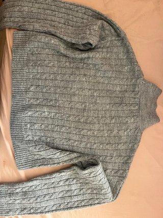 Jersey de lana trenzado con botones