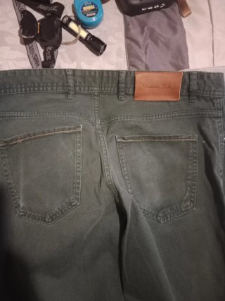 Pantalones vaqueros.2 por 8€