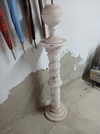 Columna de mármol antigua - 1969