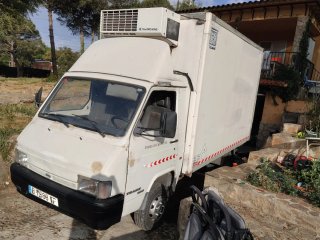Nissan Trade 1997