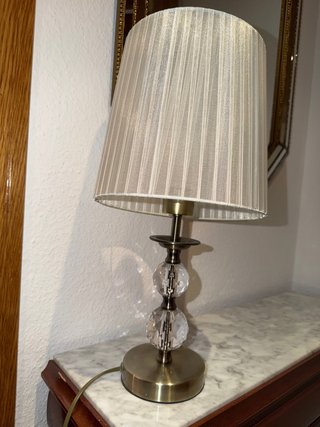 Lámpara de mesa cristal y metal