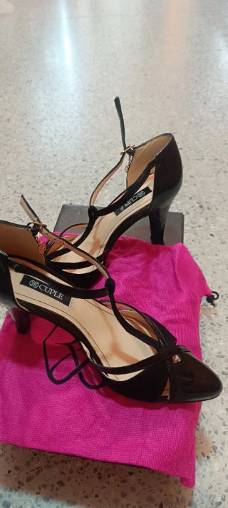 Zapatos de tacón CUPLE negros