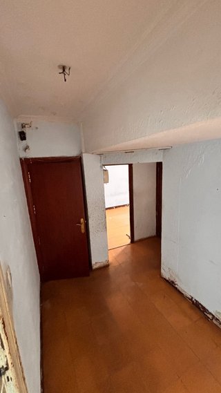 Piso a reformar en Avenida de Navarra Zaragoza