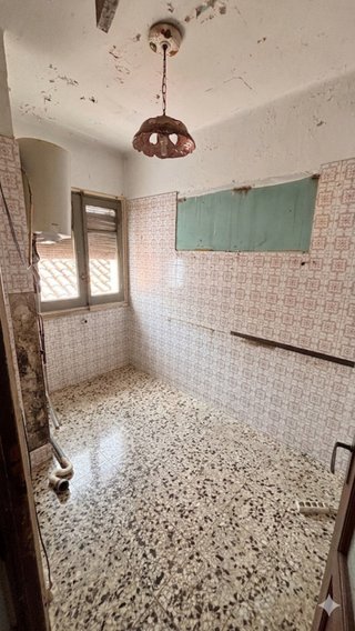 Piso a reformar en Avenida de Navarra Zaragoza