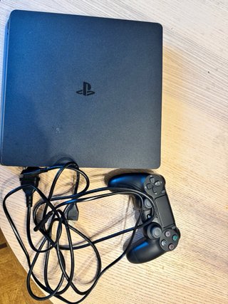 Console PS4 (PlayStation 4) Nera