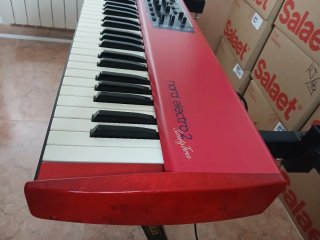 Nord Electro 2 73 teclas