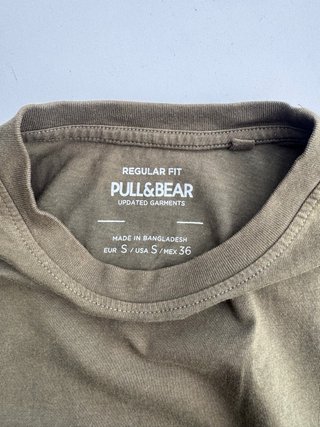 Camiseta básica Pull&Bear verde caqui Regular Fit