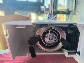 Máquina de coser Saivod MCV13 - 12 puntadas