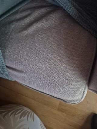 Sofá Kivik 2 Plazas Beige (ESTA EN MADRID)