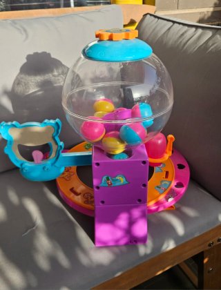 Restaurante Bellies con accesorios