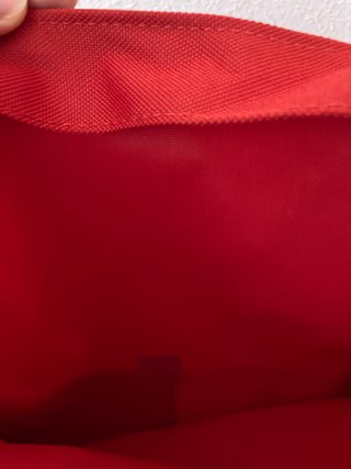 Bolso rojo de playa