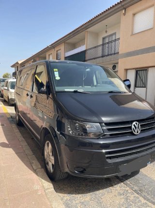 Volkswagen Caravelle 2012