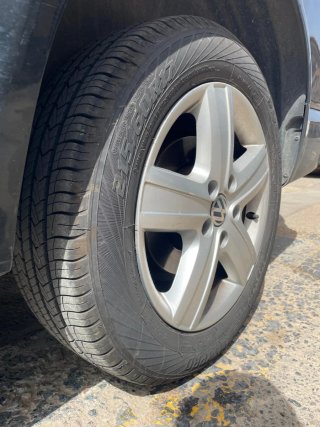 Volkswagen Caravelle 2012