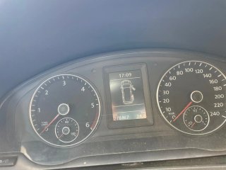 Volkswagen Caravelle 2012