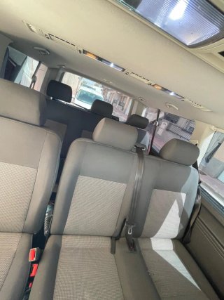Volkswagen Caravelle 2012