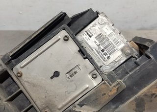 FARO DERECHO AUDI Q7 (4L) BUG 89312980