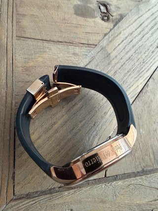 Reloj Pedro del Hierro Negro y Dorado