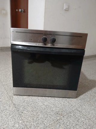 Horno de cocina plateado