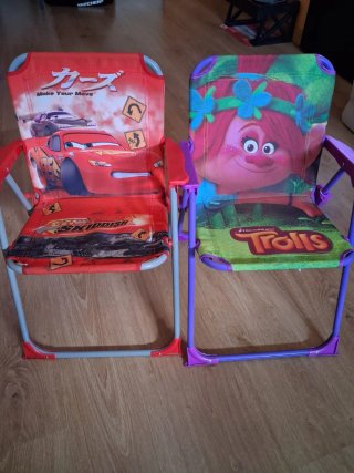 Sillas de piscina infantiles Cars y Trolls