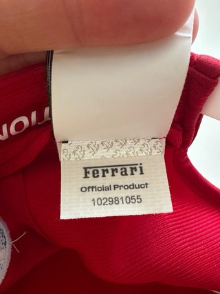 Gorra Official Ferrari Lewis Hamilton 2025 Adultos