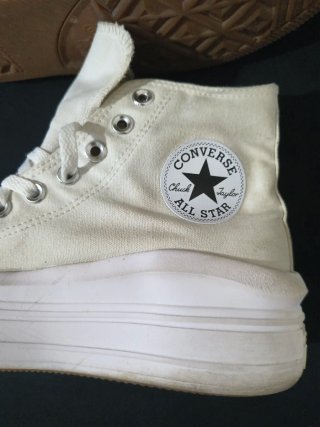 Converse Chuck Taylor All Star Move Hi