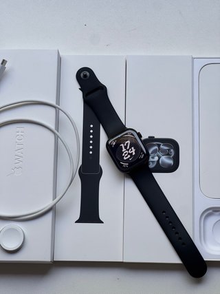 Apple Watch Series 11 GPS + Cellular 46mm Negro