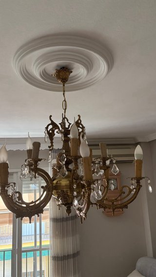Lámpara de bronce estilo clásico 70 € caca una