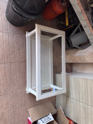 Mesa de centro de cristal y madera30