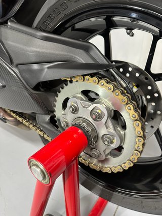 Ducati Panigale V2 2020 - 26.000km - DESMO recién