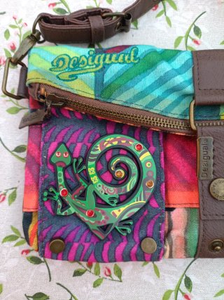 Bolso Desigual Multicolor con Lentejuelas