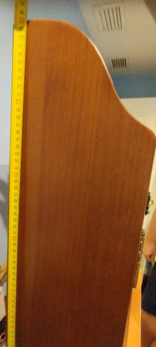 Armario madera y puerta cristal