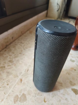 Altavoz Ultimate Ears Megaboom Negro